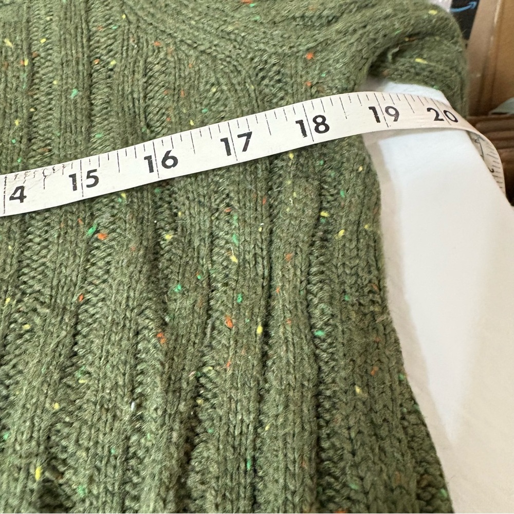 Hannah green confetti cable knit sweater. - Picture 6 of 8